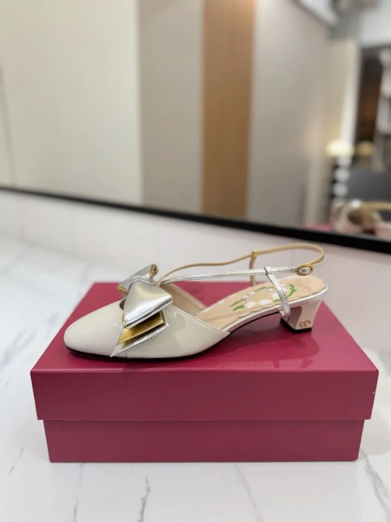 Valentino Sandals Upgraded 36603