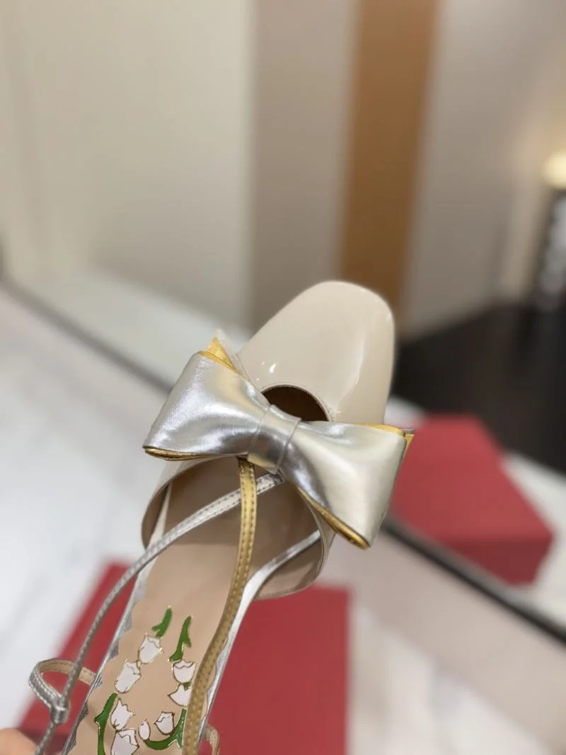 Valentino Sandals Upgraded 36603