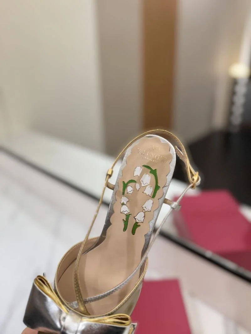 Premium Valentino Sandals 36602
