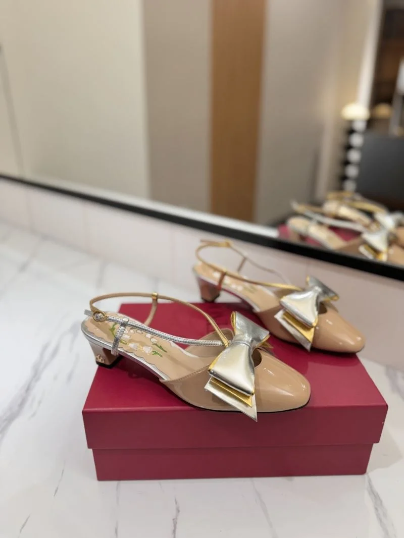Refined Valentino Sandals 36606