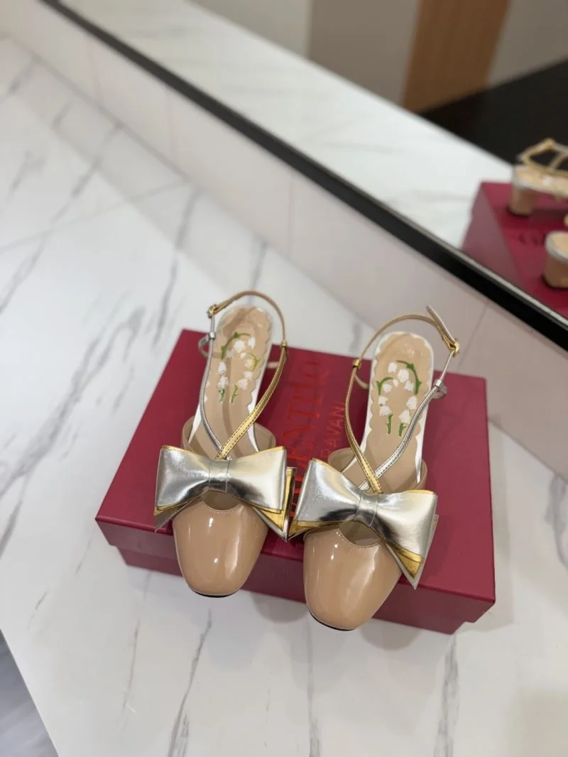 Refined Valentino Sandals 36606
