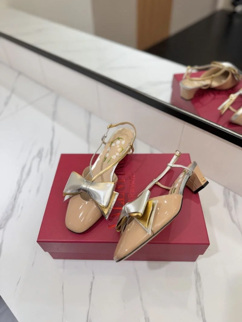 Refined Valentino Sandals 36606