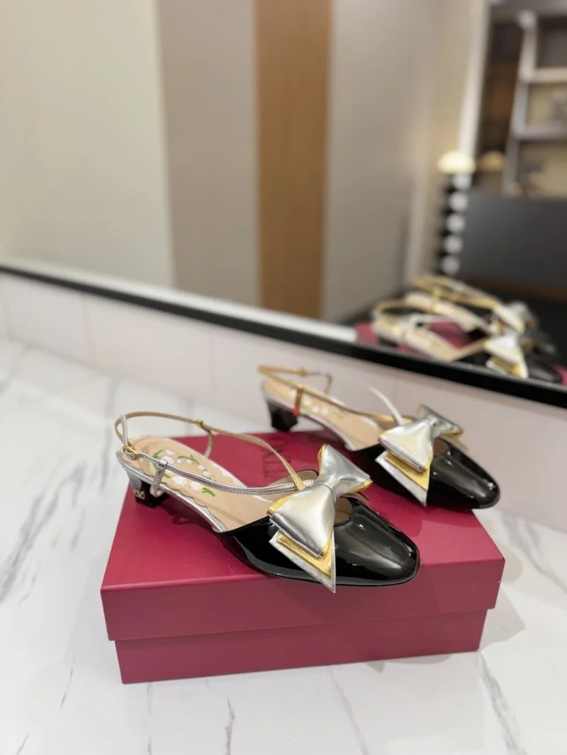Contemporary Valentino Sandals 36598