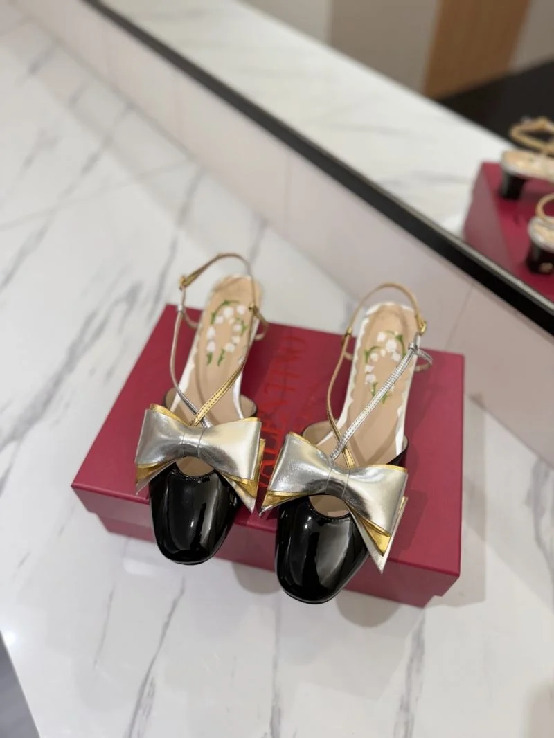 Contemporary Valentino Sandals 36598