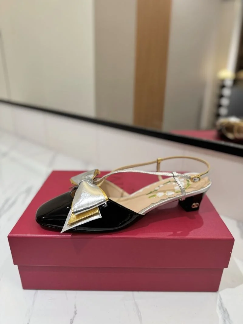 Contemporary Valentino Sandals 36598