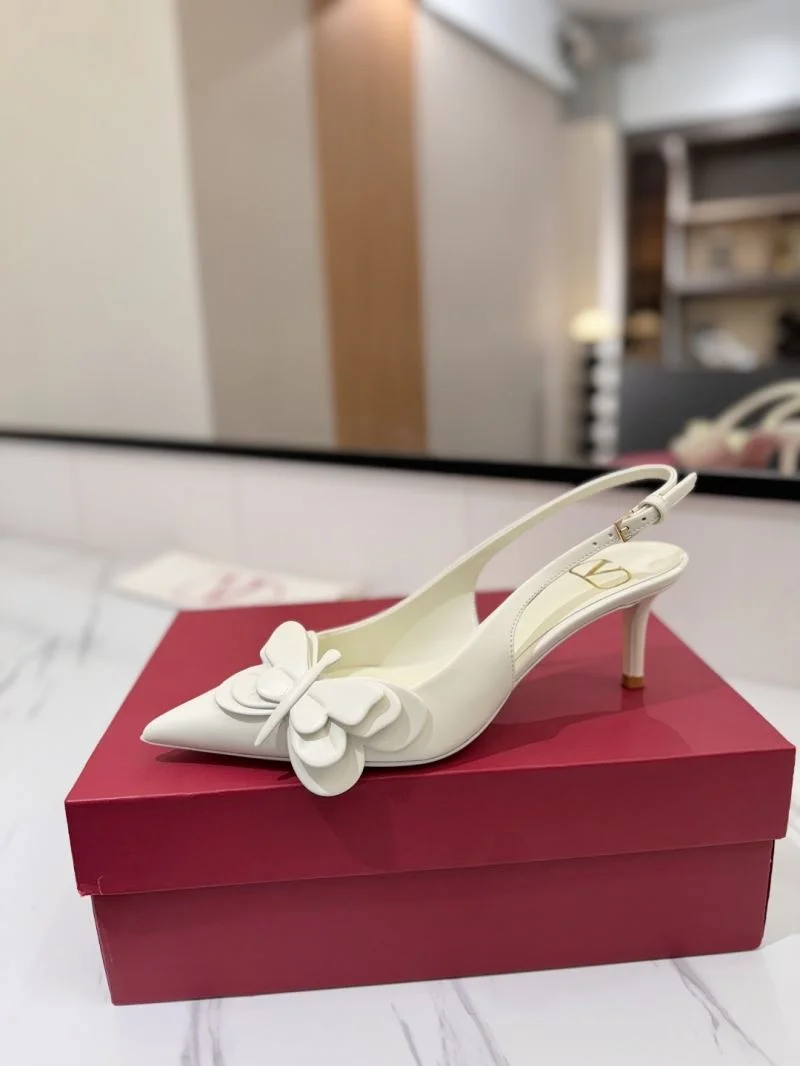 Snug Valentino Sandals 36599