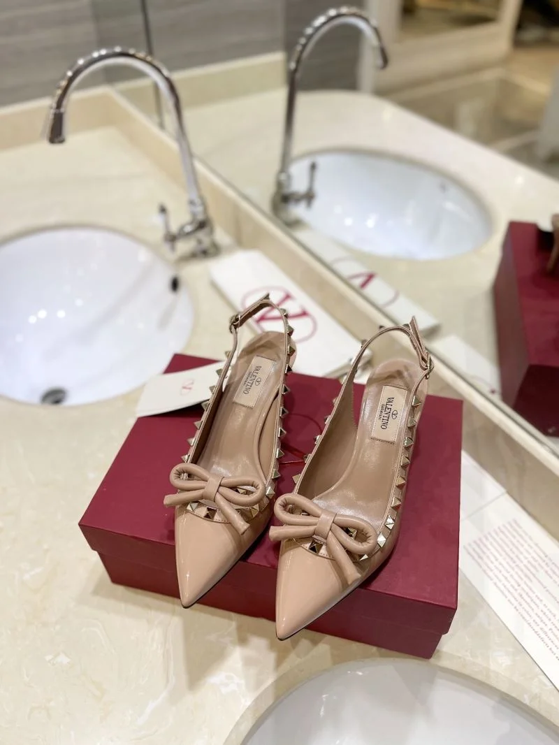 AllSeason Valentino Sandals 36574