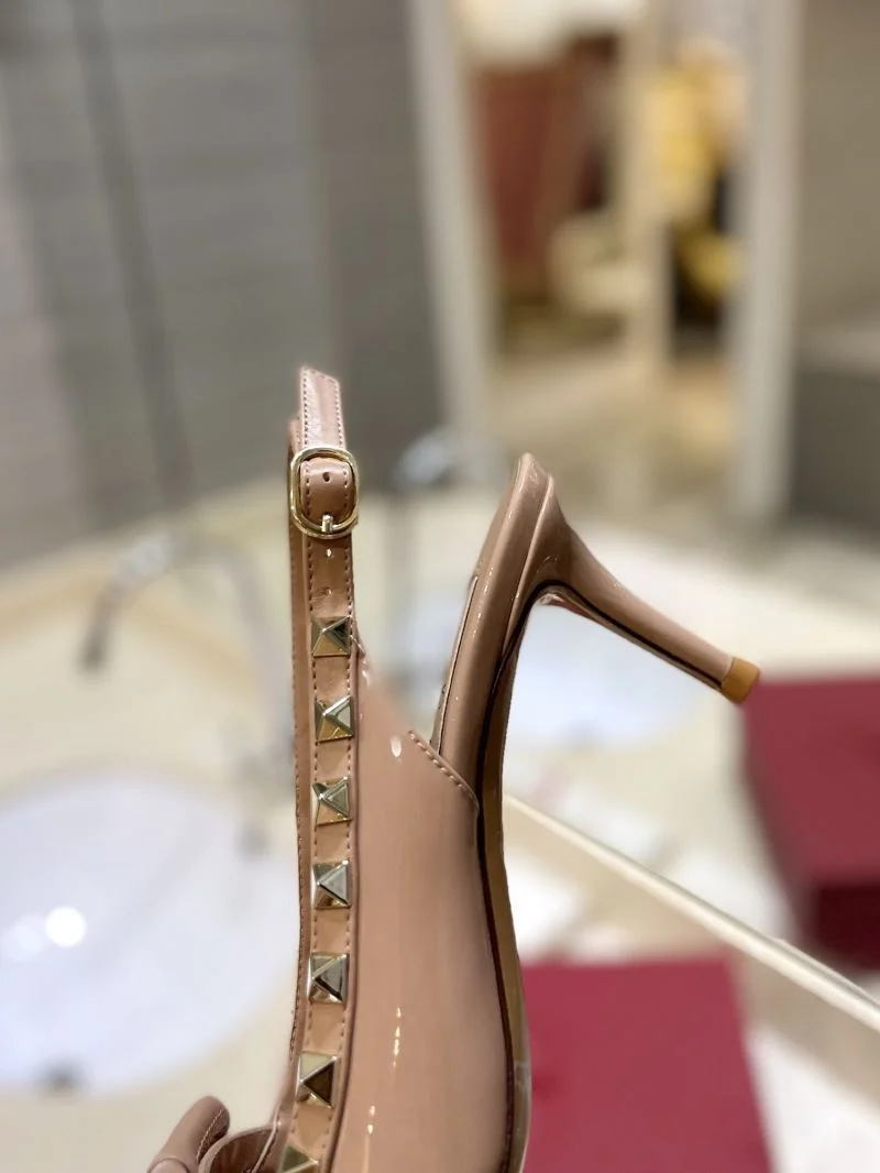AllSeason Valentino Sandals 36574