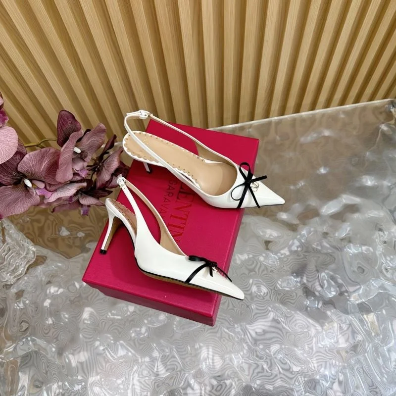 MoistureWicking Valentino Sandals 36578