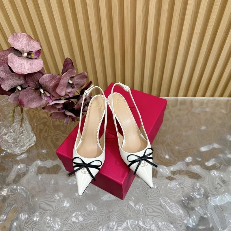 MoistureWicking Valentino Sandals 36578
