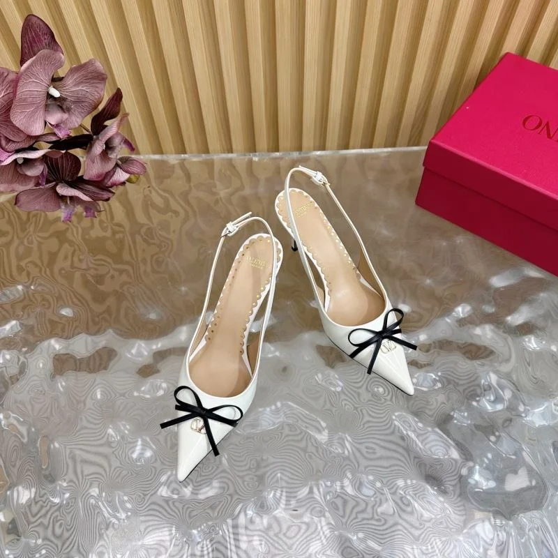 MoistureWicking Valentino Sandals 36578