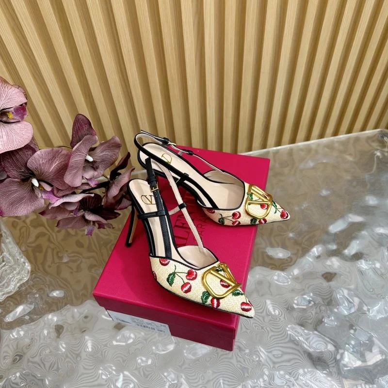 Sustainable Valentino Sandals 36367