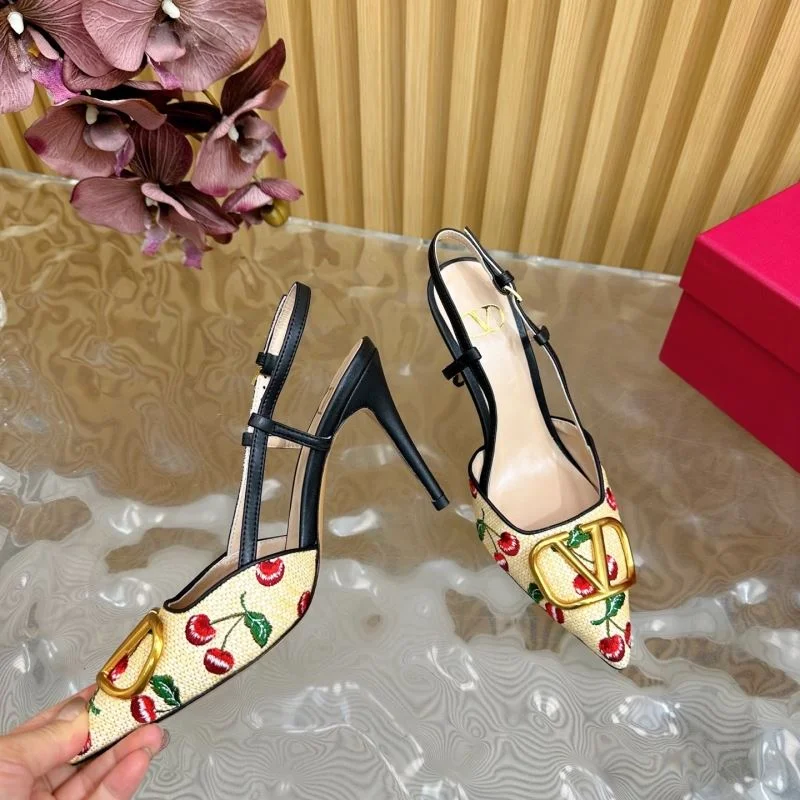 Sustainable Valentino Sandals 36367