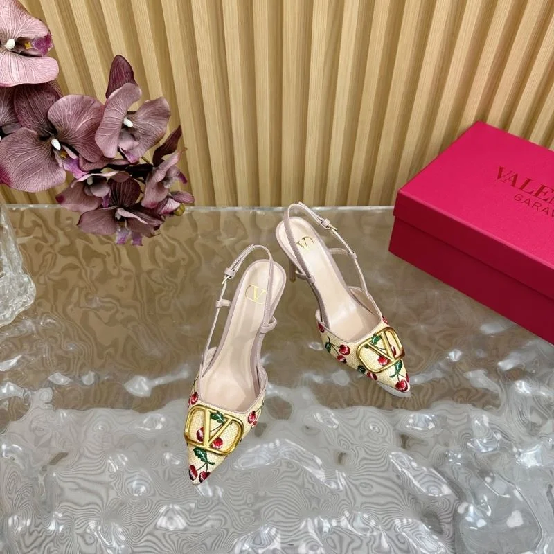 Refined Valentino Sandals 36361