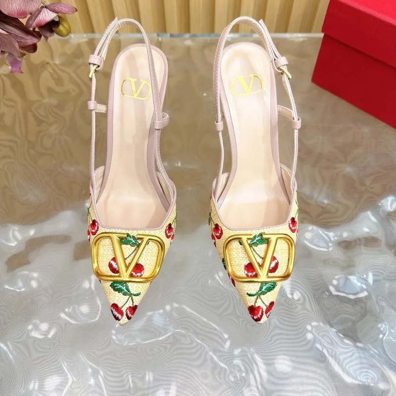 Refined Valentino Sandals 36361