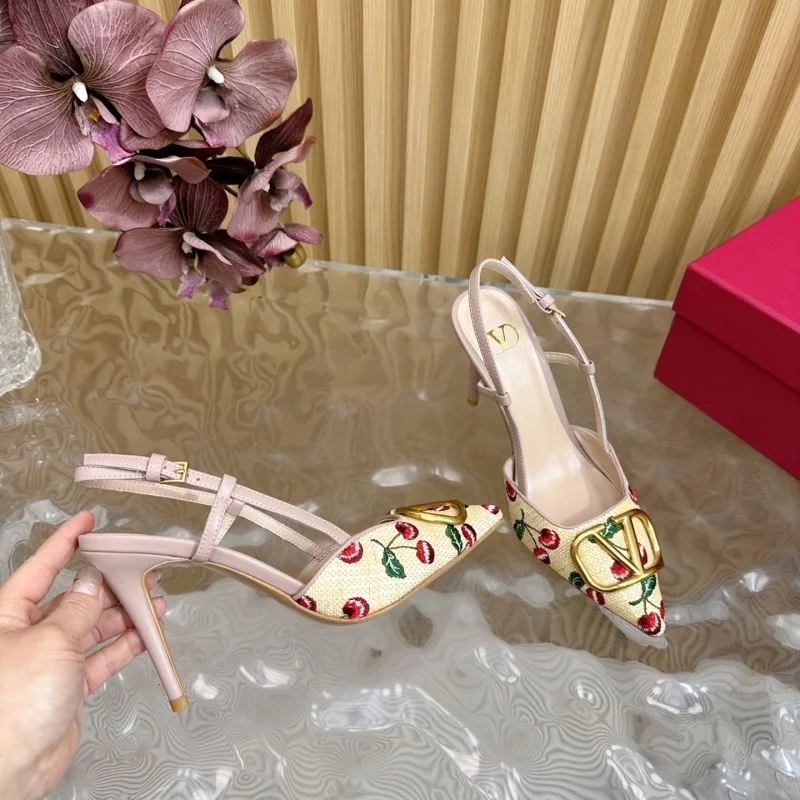 Refined Valentino Sandals 36361