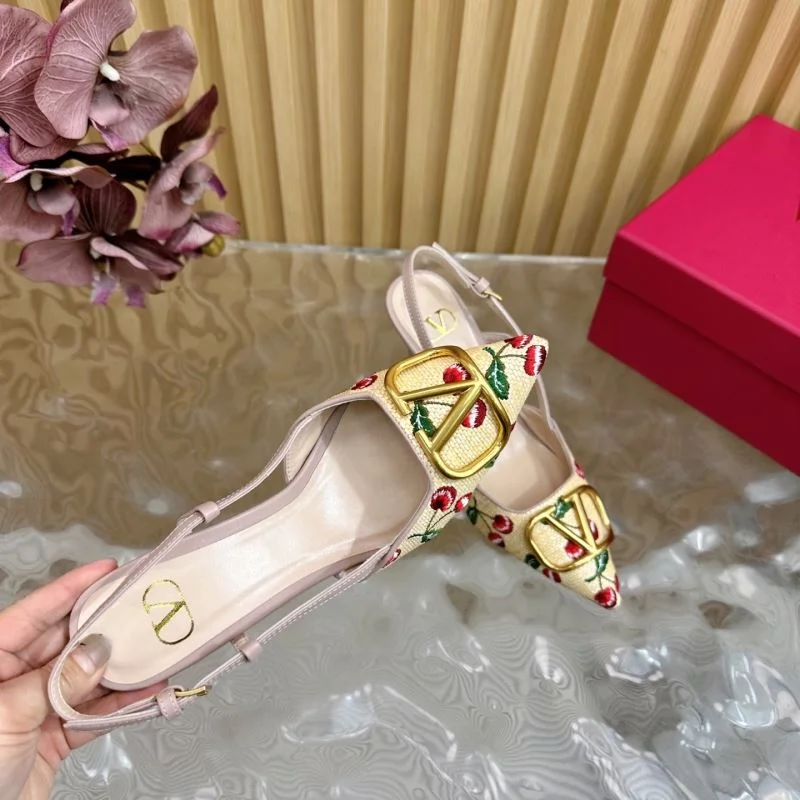 Refined Valentino Sandals 36361