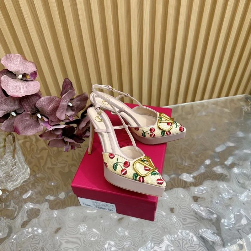 Valentino Sandals Refined 36369