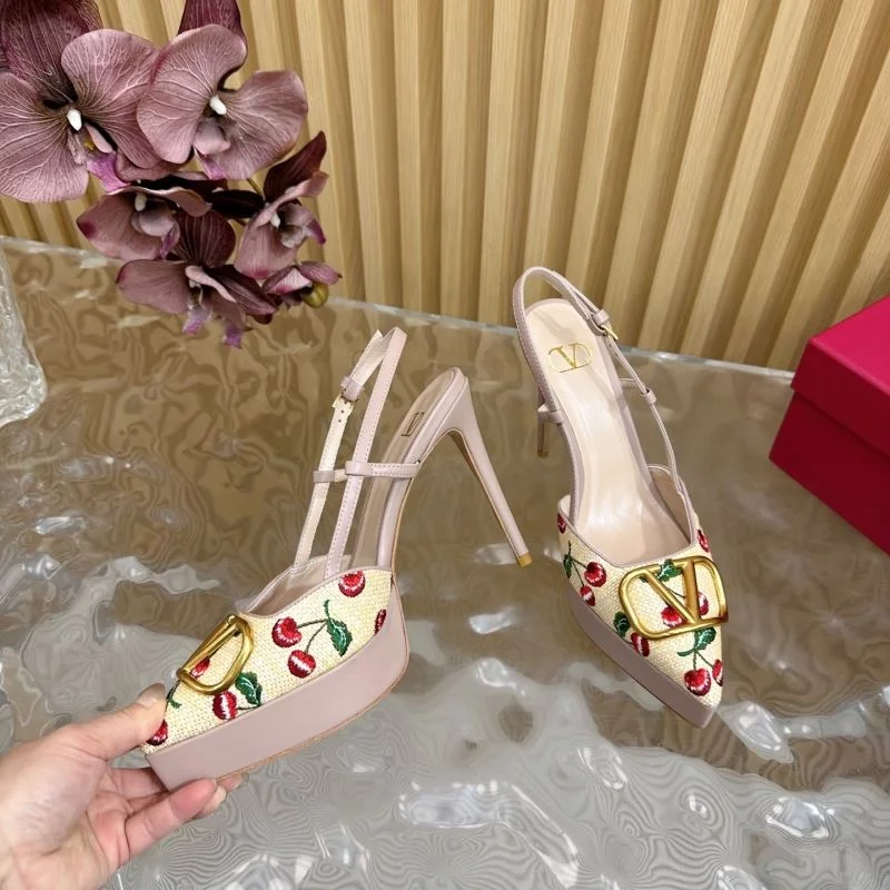 Valentino Sandals Refined 36369