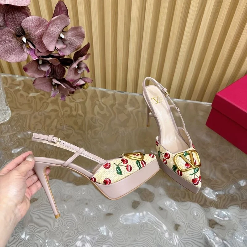 Valentino Sandals Refined 36369
