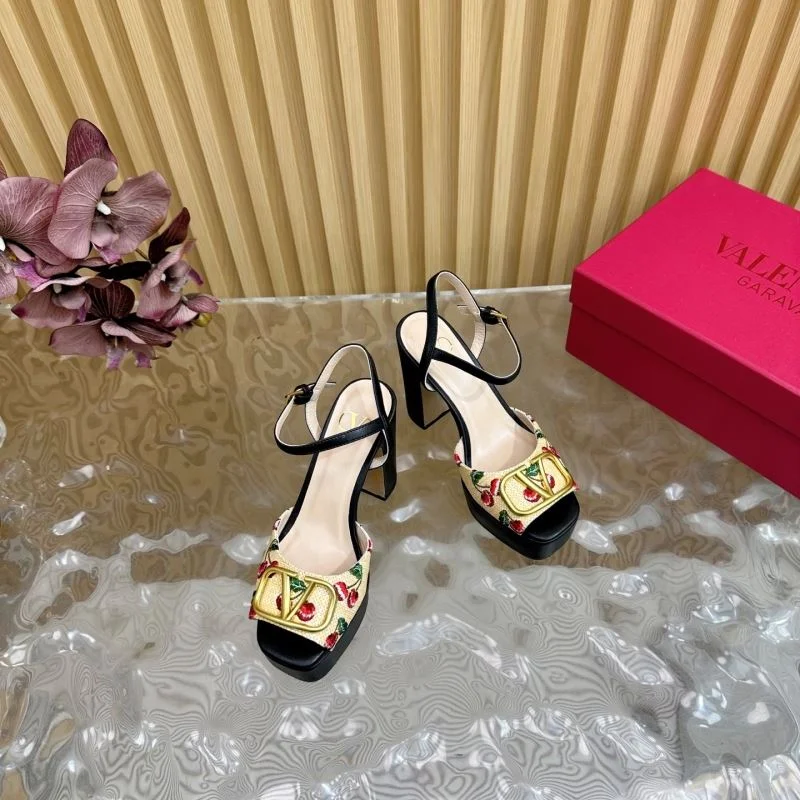 GoodFit Valentino Sandals 36381