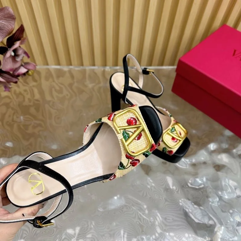 GoodFit Valentino Sandals 36381