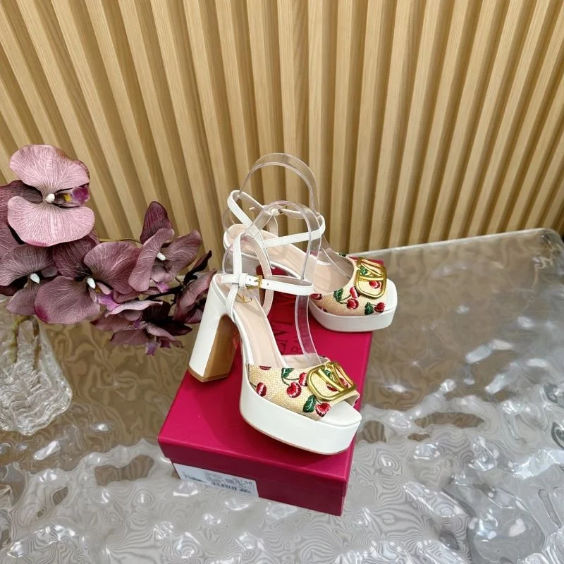 Valentino Sandals Affordable 36370