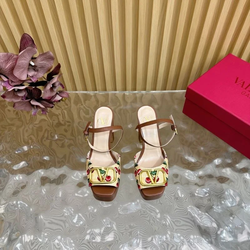 Valentino Sandals Soft 36371