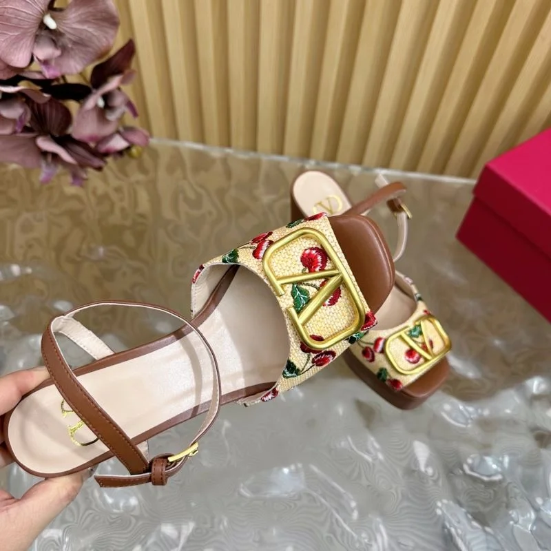 Valentino Sandals Soft 36371