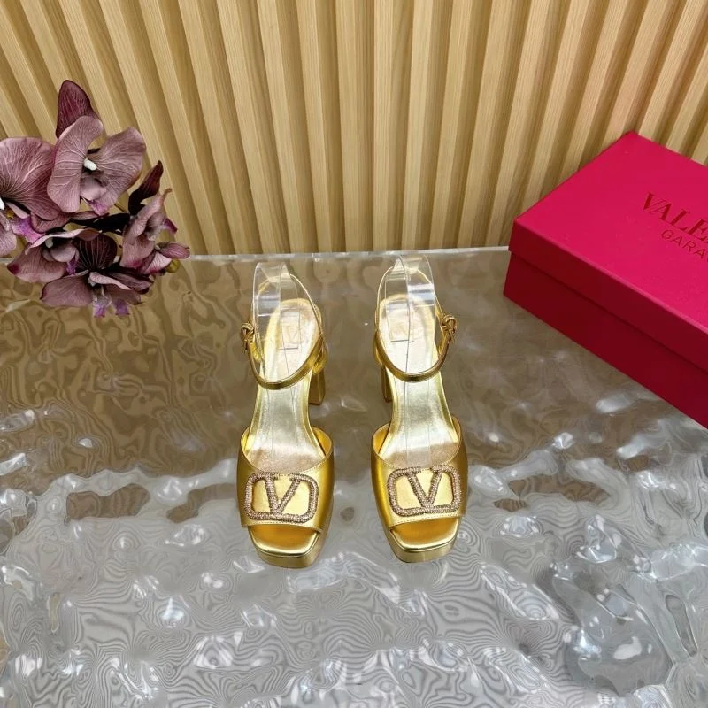 Valentino Sandals GoodFit 36366