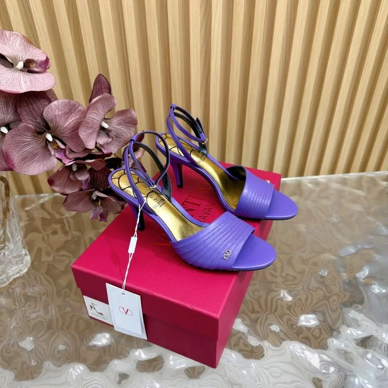 Valentino Sandals Sporty 36383