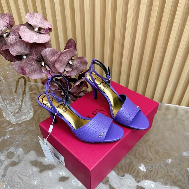 Valentino Sandals Sporty 36383
