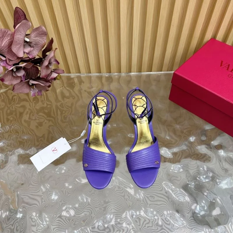 Valentino Sandals Sporty 36383