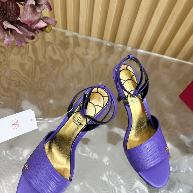 Valentino Sandals Sporty 36383