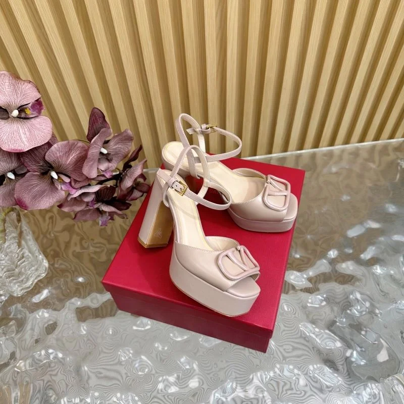 Breathable Valentino Sandals 36354