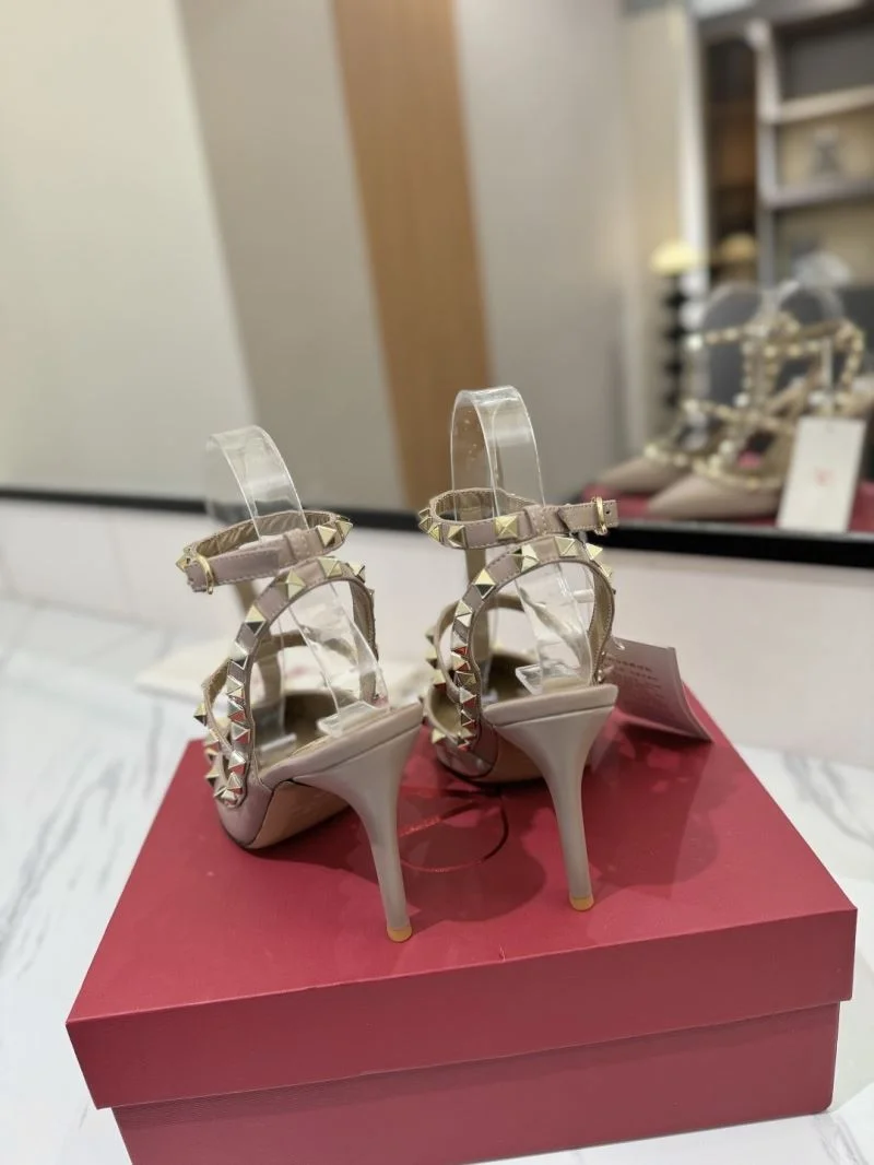SportInspired Valentino Sandals 36348