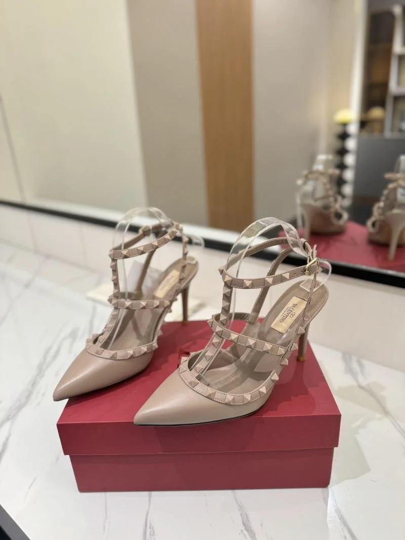 Compact Valentino Sandals 36349