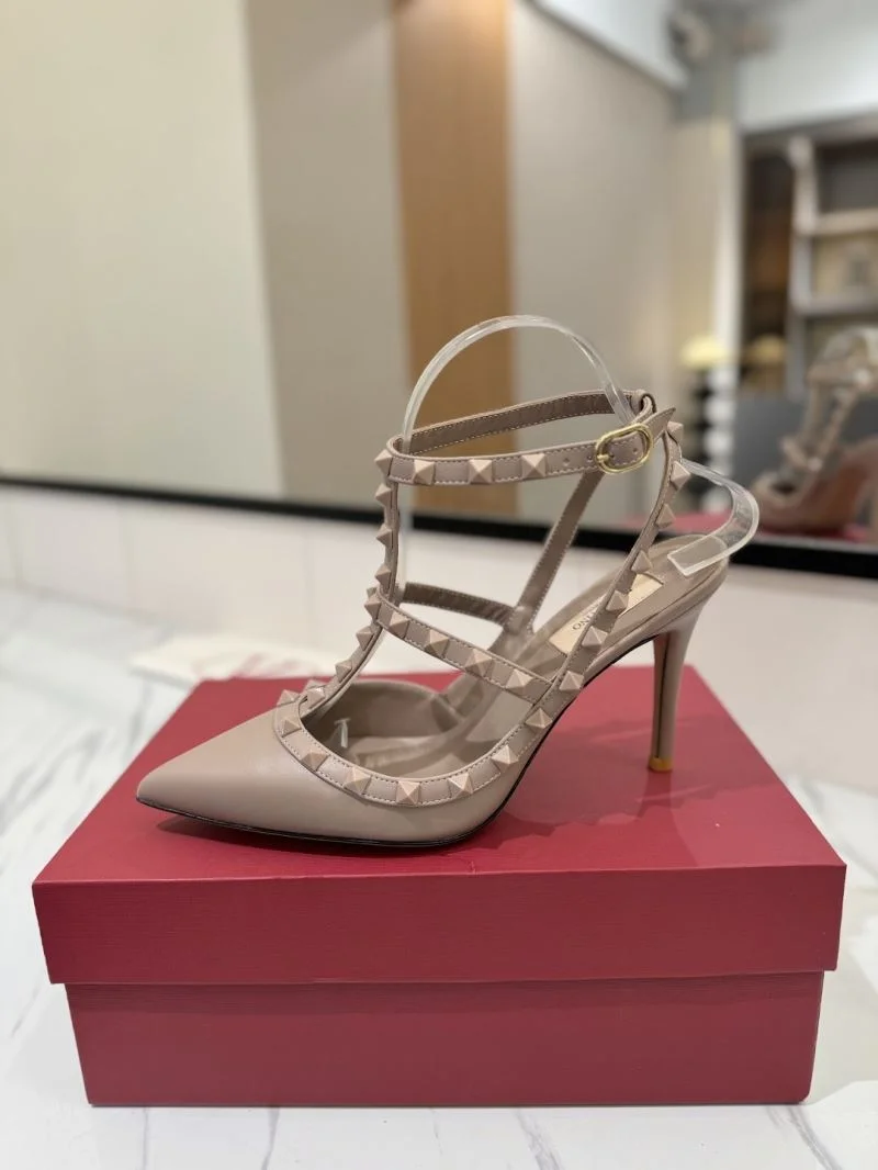 Compact Valentino Sandals 36349