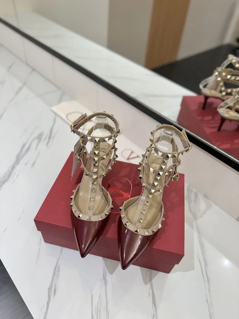 Valentino Sandals Unique 36344