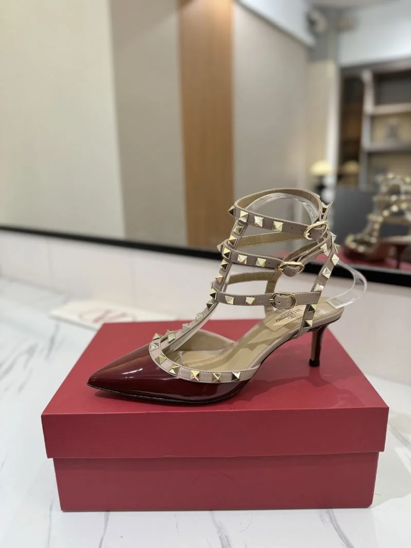 Valentino Sandals Unique 36344
