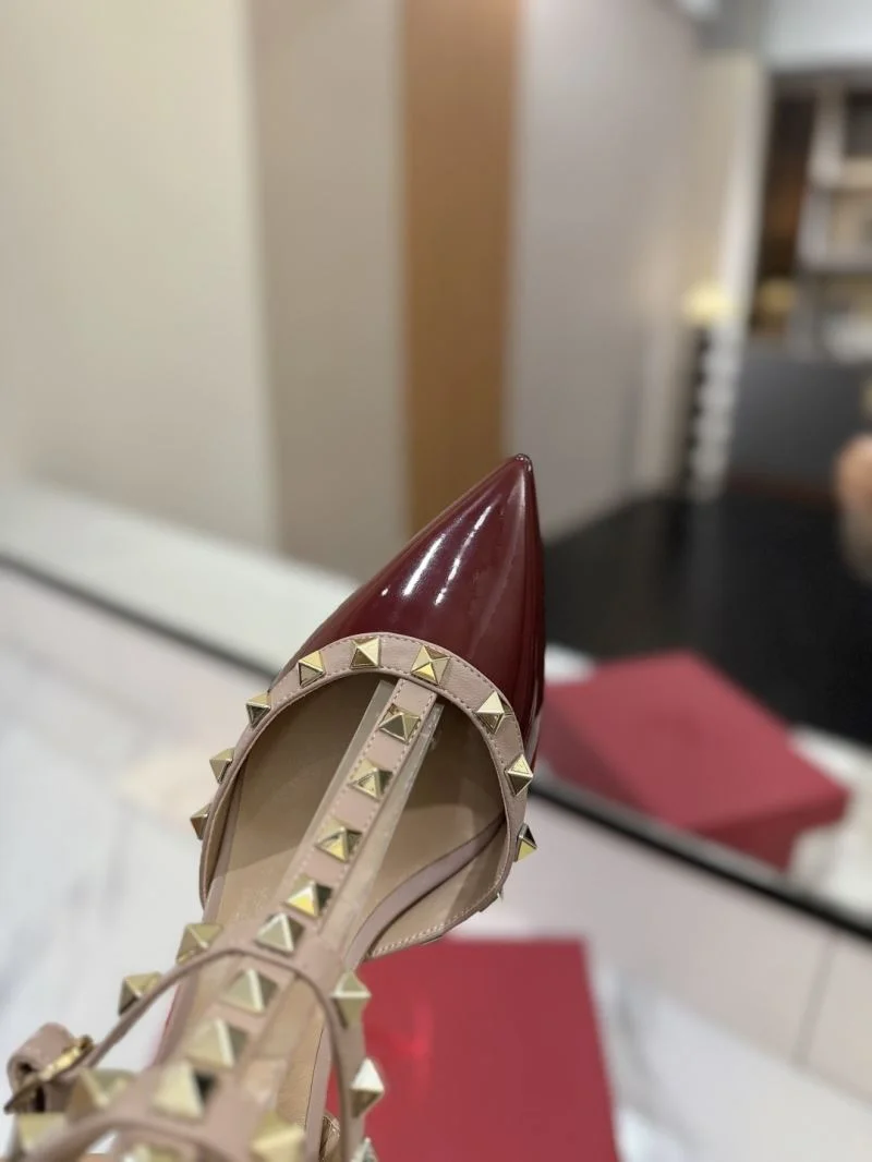 Valentino Sandals Unique 36344