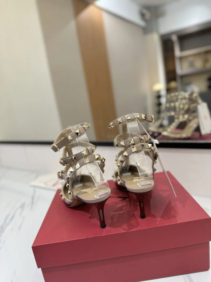 Valentino Sandals Unique 36344