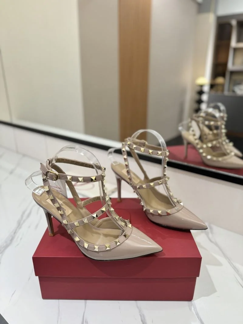 Sporty Valentino Sandals 36333