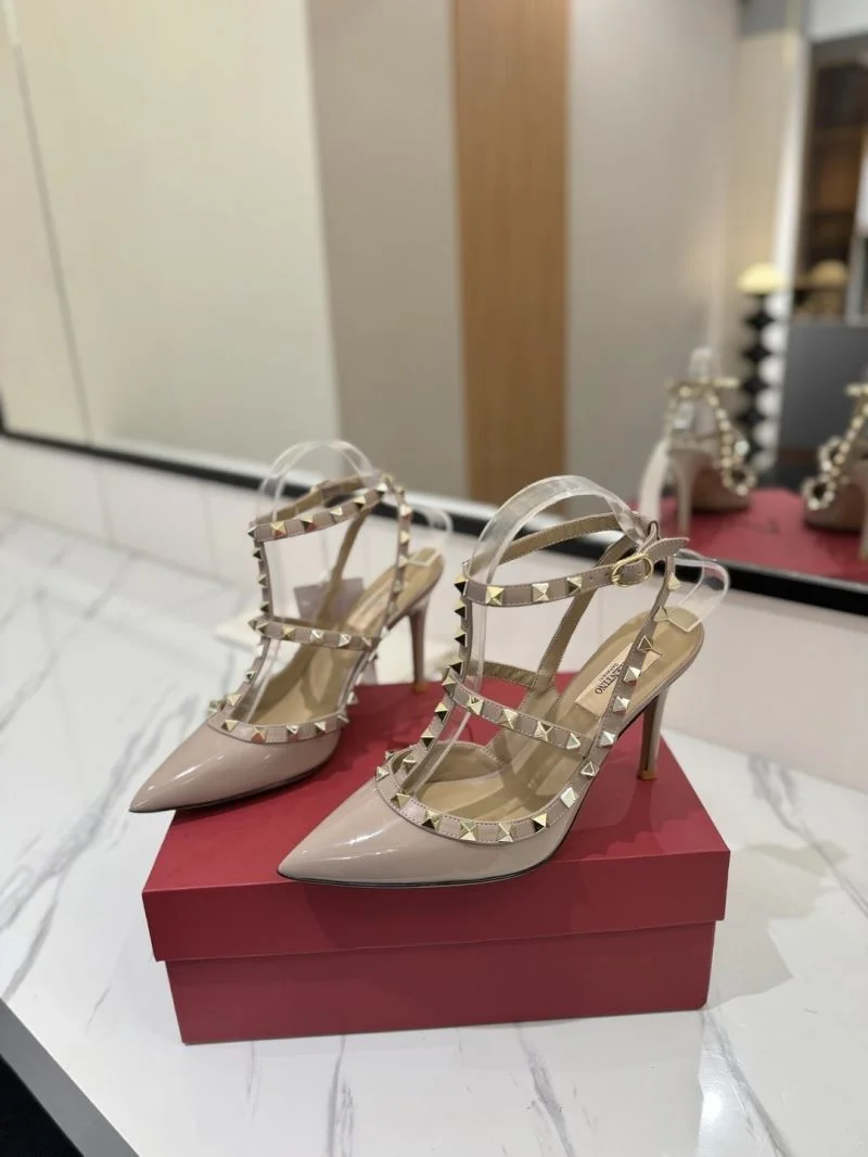Sporty Valentino Sandals 36333