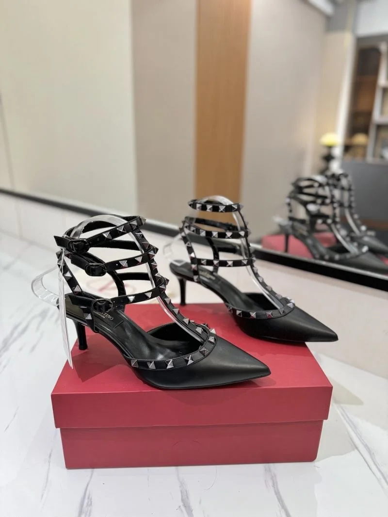 Valentino Sandals GoodFit 36322