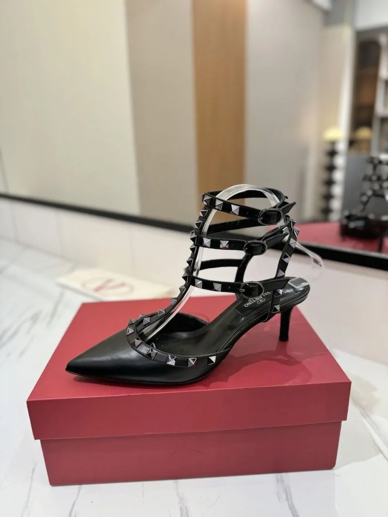 Valentino Sandals GoodFit 36322