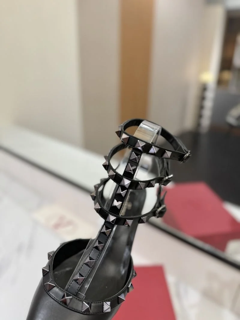 Valentino Sandals GoodFit 36322