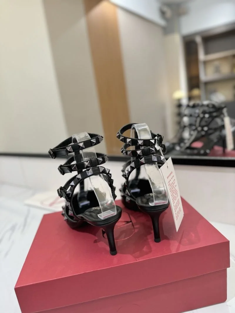 Valentino Sandals GoodFit 36322