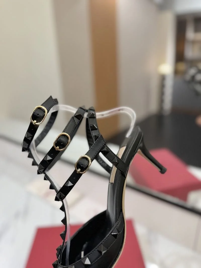 TimelessDesign Valentino Sandals 36320