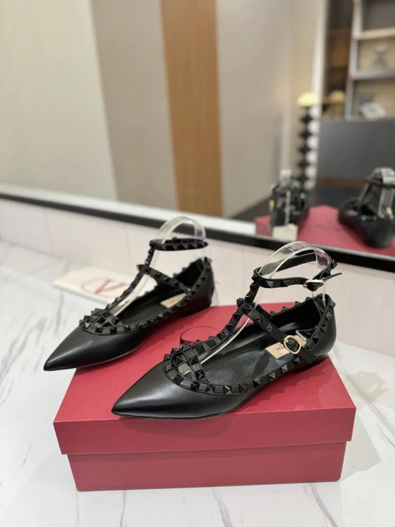 SportInspired Valentino Sandals 36321